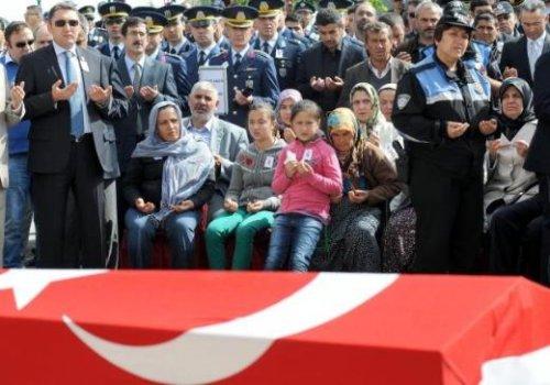 Şehit polis Ahmet Geben'e Kayseri'de hüzünlü tören - Resim 8