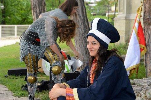 Dünyanın ilk kadın mehteran takımı