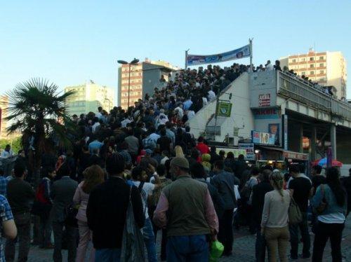 İstanbul Şirinevler'de üst geçit skandalı