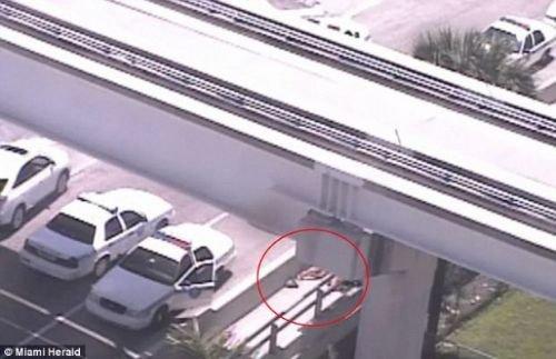 Sokak ortasında yamyam dehşeti 