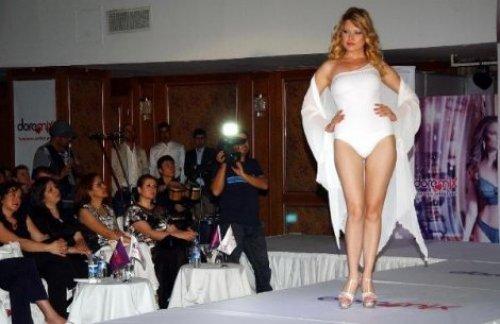 Gaziantep'te iç giyim defilesi