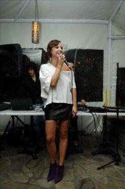 Ayşe Özyılmazel'den mayolu fotoğraflar