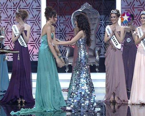 Miss Turkey 2012 güzeli Açelya Samyeli Danoğlu