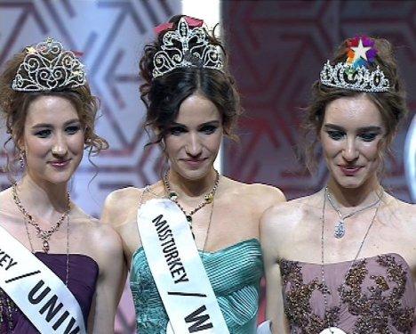 Miss Turkey 2012 güzeli Açelya Samyeli Danoğlu