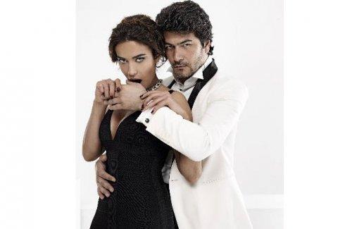 Gamze Karaman ve Vatan Şaşmaz'dan çok özel pozlar