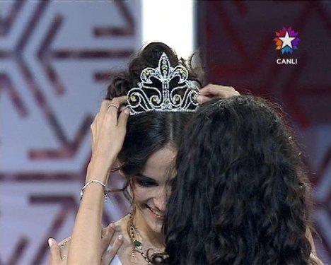 Miss Turkey 2012 güzeli Açelya Samyeli Danoğlu