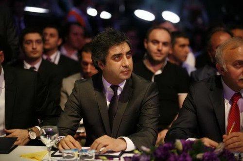 Türkçe Olimpiyatları finaline ünlü akını