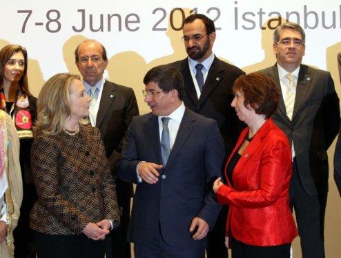 Clinton ile Davutoğlu görüşmesi