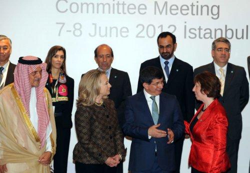 Clinton ile Davutoğlu görüşmesi