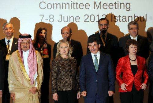 Clinton ile Davutoğlu görüşmesi