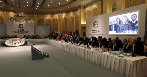 Clinton ile Davutoğlu görüşmesi