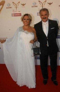 Altın Kelebek'e damga vuran bacak dekoltesi