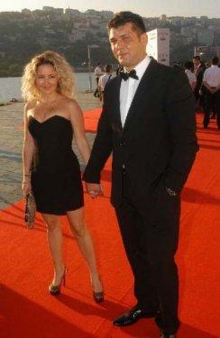 Altın Kelebek'e damga vuran bacak dekoltesi