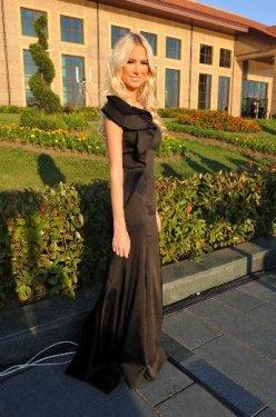 Altın Kelebek'e damga vuran bacak dekoltesi