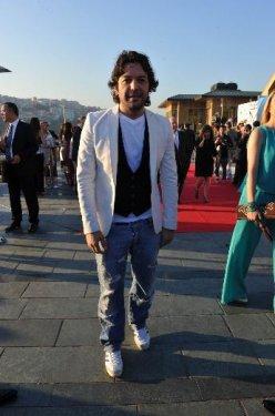 Altın Kelebek'e damga vuran bacak dekoltesi