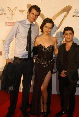 Altın Kelebek'e damga vuran bacak dekoltesi