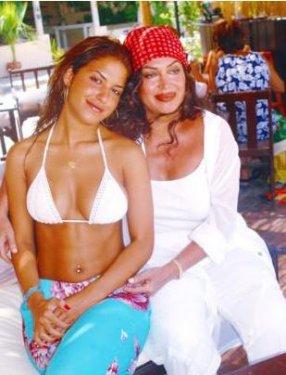 Ünlülerin Bilinmeyen Çocukları