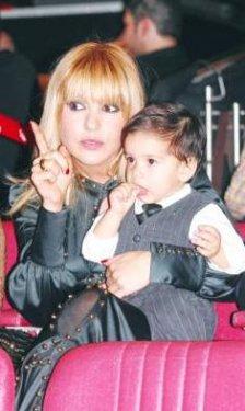 Ünlülerin Bilinmeyen Çocukları