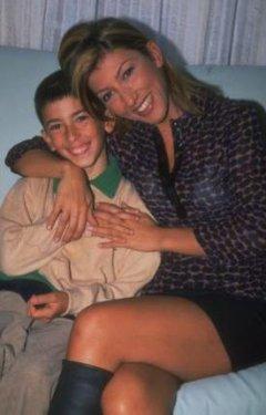 Ünlülerin Bilinmeyen Çocukları