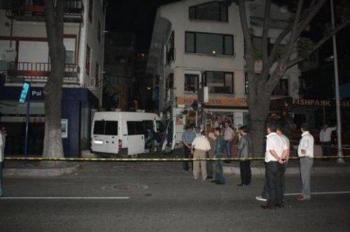 İstinye Polis Merkezi'ne silahlı ve el bombalı saldırı