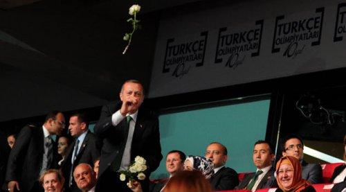 Erdoğan Türkçe Olimpiyatları kapanış töreninde
