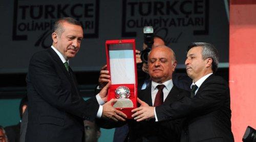 Erdoğan Türkçe Olimpiyatları kapanış töreninde
