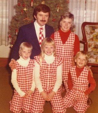 Utandıran aile fotoğrafları