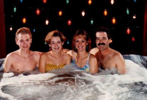 Utandıran aile fotoğrafları