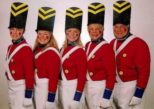 Utandıran aile fotoğrafları