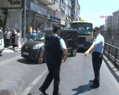 İstanbul Gaziosmanpaşa'da polise saldırı 