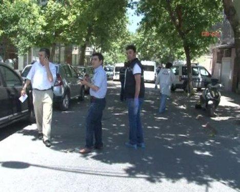 İstanbul Gaziosmanpaşa'da polise saldırı 