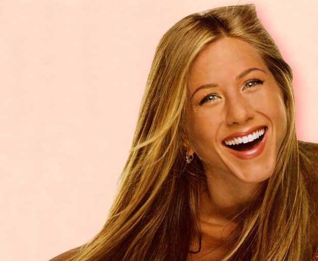 Jeniffer Aniston - Resim 17