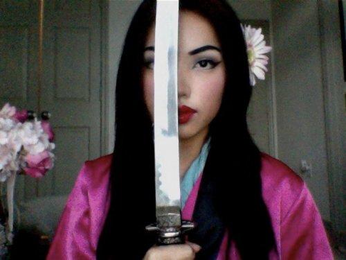 Makyajla benzeyemeyeceği ünlü yok