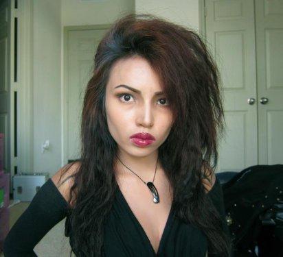 Makyajla benzeyemeyeceği ünlü yok