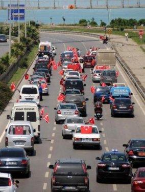 Trabzonlu şehitlere gözyaşıyla karşılama