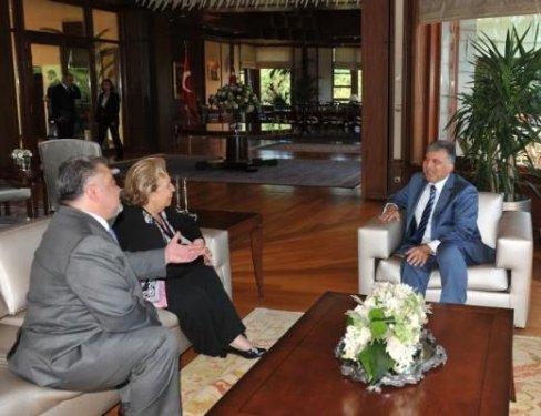 Semra Özal Abdullah Gül ile görüştü