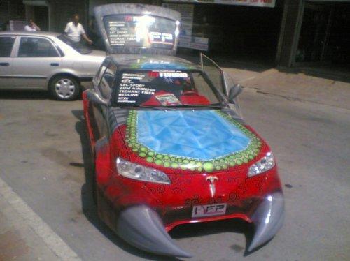 Modifiyeli otomobil çılgınlığı