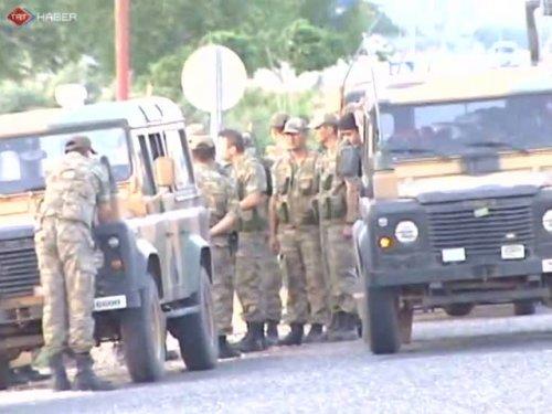 Suriye sınırına asker sevkiyatı