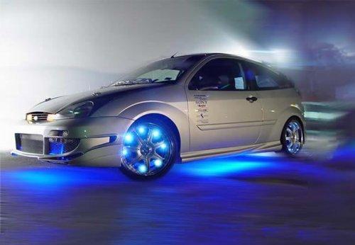 Modifiyeli otomobil çılgınlığı