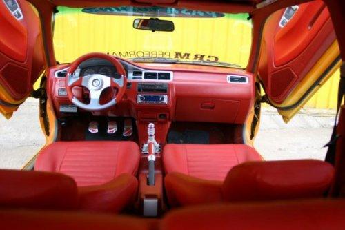 Modifiyeli otomobil çılgınlığı