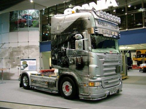 Modifiyeli otomobil çılgınlığı