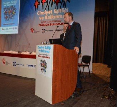 Dünya Bankası Türkiye Direktörü'ne yumurtalı saldırı