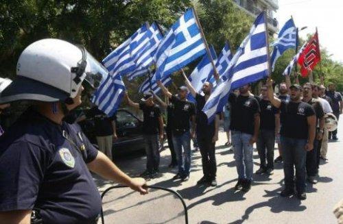 Selanik'te Bahçeli'ye protesto
