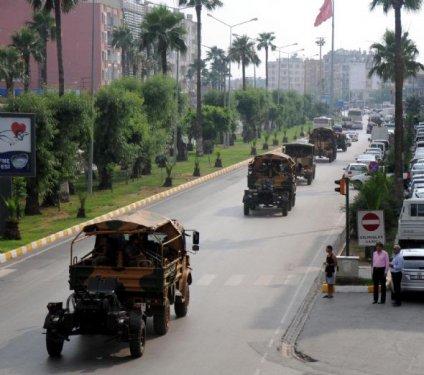 Suriye sınırına asker sevkiyatı