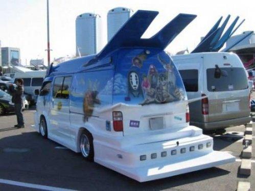 Modifiyeli otomobil çılgınlığı