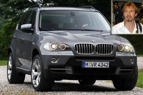 Ünlü futbolcuların otomobilleri