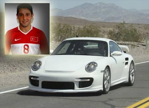 Ünlü futbolcuların otomobilleri