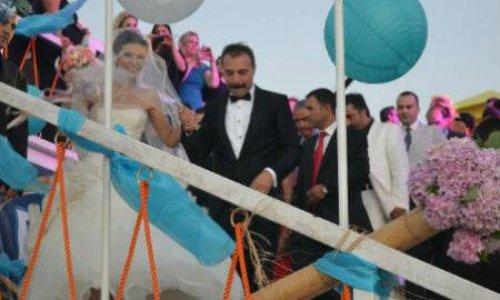 Oktay Kaynarca evlendi