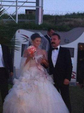 Oktay Kaynarca evlendi