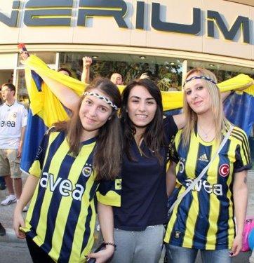 Fenerbahçe taraftarından 3 Temmuz protestosu